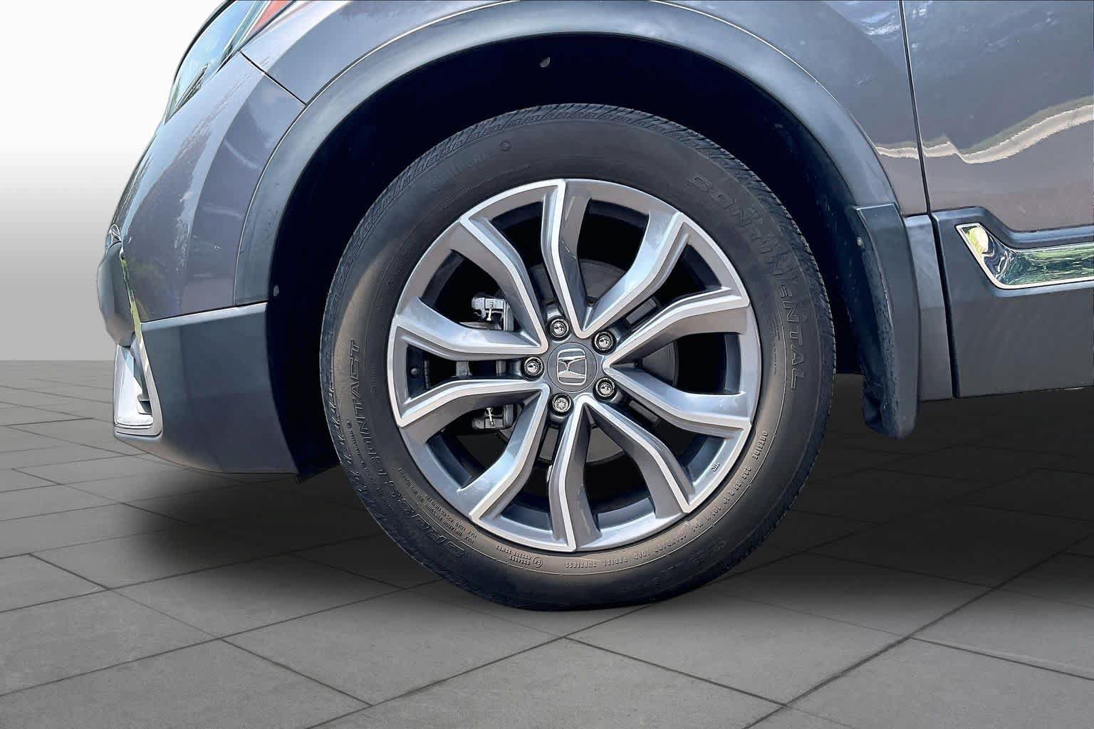 Used 2020 Honda CR-V Touring image 10