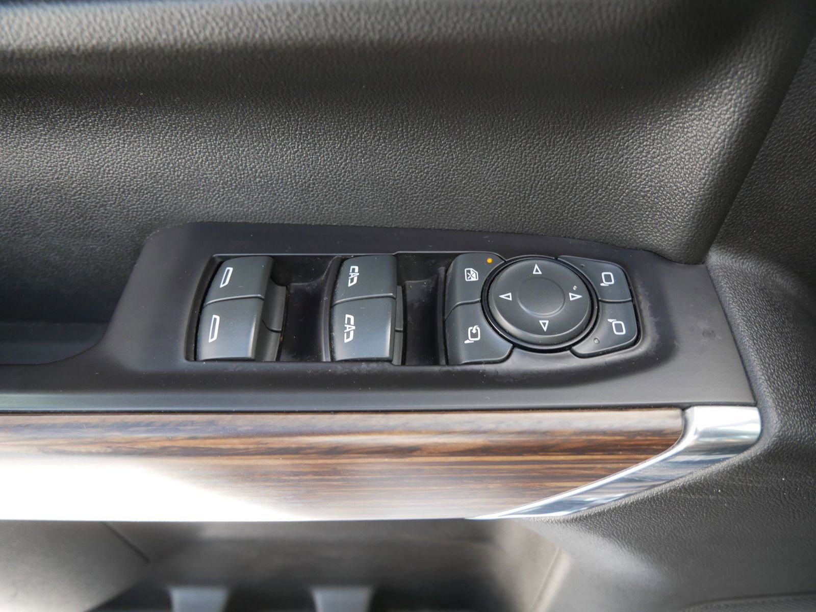 Used 2019 Chevrolet Silverado 1500 High Country w/ Safety Package II image 14