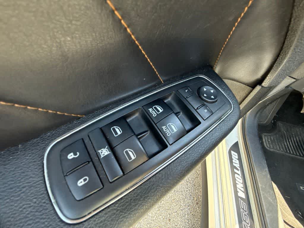 Used 2018 Dodge Charger R/T RWD image 13