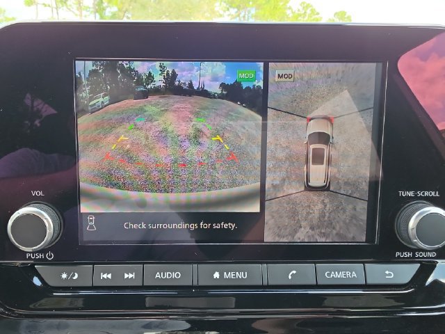Used 2023 Nissan Pathfinder Rock Creek AWD/4WD image 19