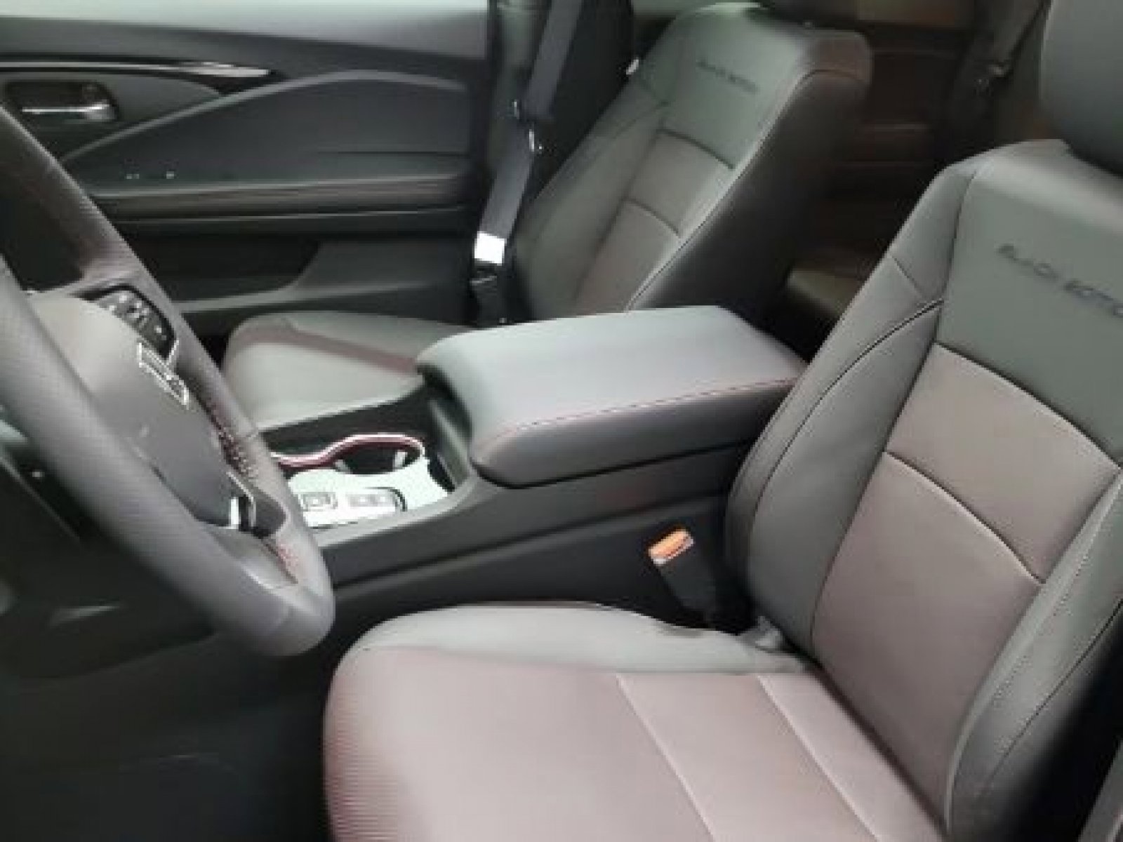 New 2026 Honda Ridgeline Black Edition image 8