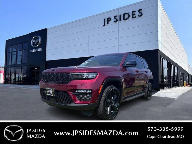 Used 2023 Jeep Grand Cherokee Limited w/ Luxury Tech Group II image 1
