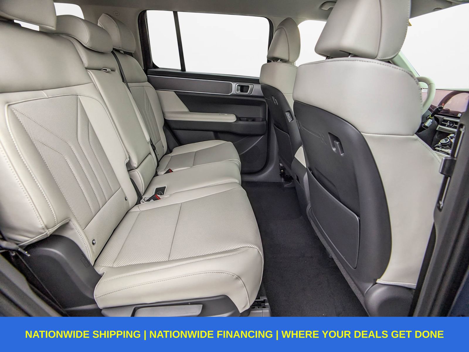 New 2026 Hyundai Santa Fe SE image 28