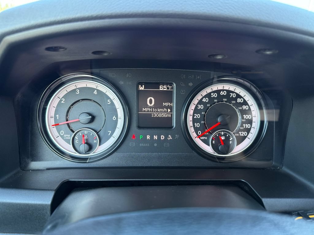 Used 2019 RAM 1500 Classic SLT AWD/4WD image 26