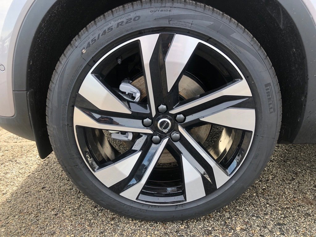 New 2026 Volvo XC40 B5 Ultra w/ Protection Package Premier AWD/4WD image 9