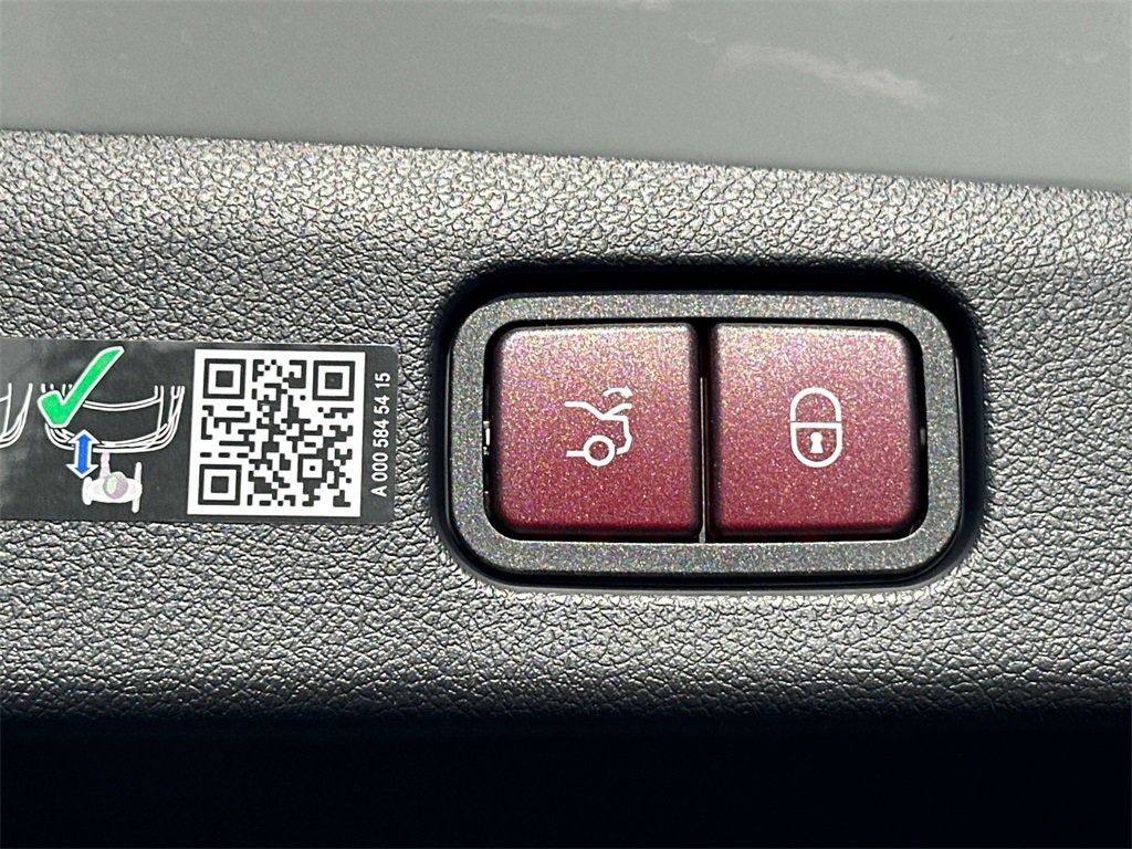 New 2026 Mercedes-Benz E 53 AMG e 4MATIC Sedan image 21