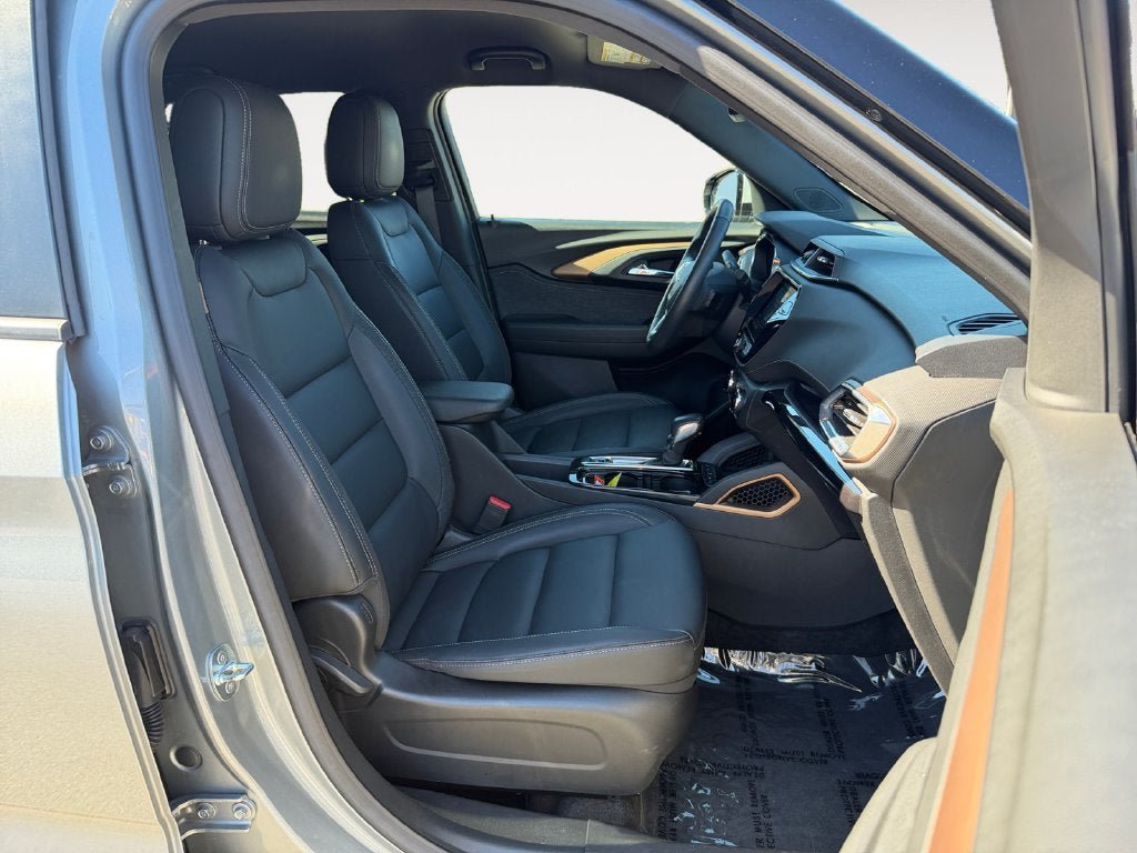 Used 2023 Chevrolet TrailBlazer ACTIV w/ Convenience Package AWD/4WD image 25