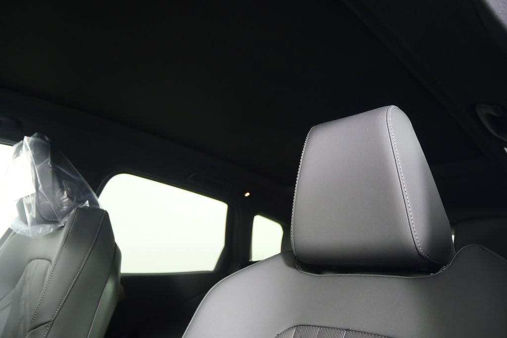 Certified 2025 BMW X3 xDrive30i image 12