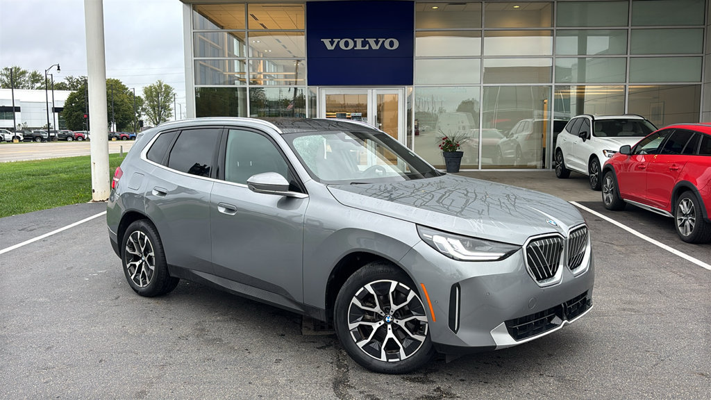 Used 2026 BMW X3 xDrive30i AWD/4WD image 2
