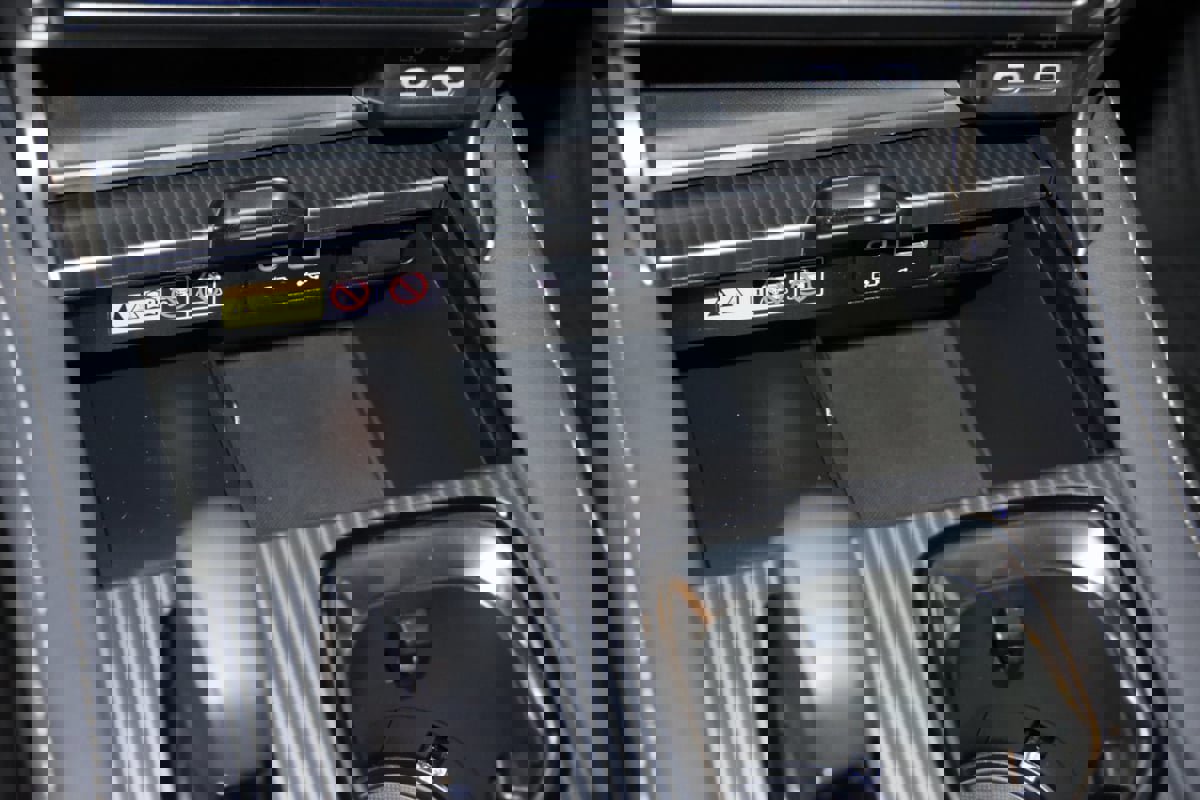 Used 2023 Lexus RX 500h F Sport image 45