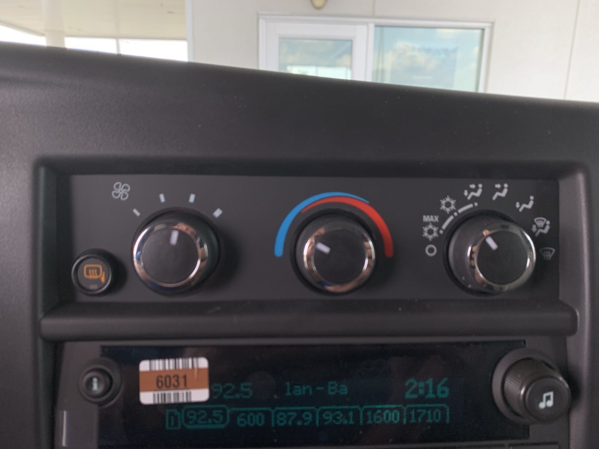 New 2025 GMC Savana 2500 Extended w/ Driver Convenience Package RWD image 38