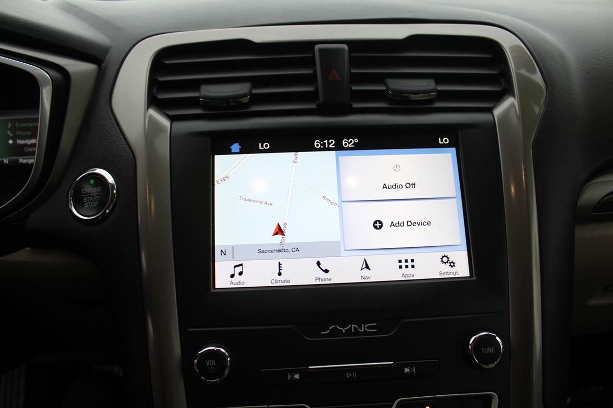 Used 2019 Ford Fusion SEL image 28