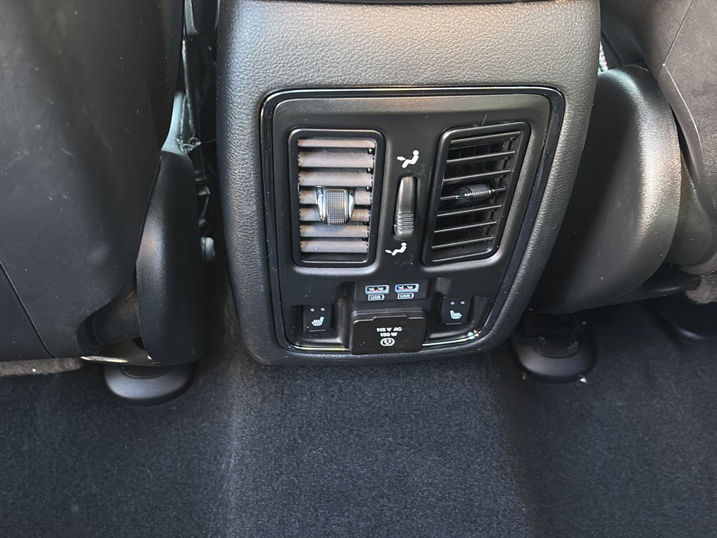 Used 2019 Jeep Grand Cherokee Trailhawk w/ Trailhawk Luxury Group image 19