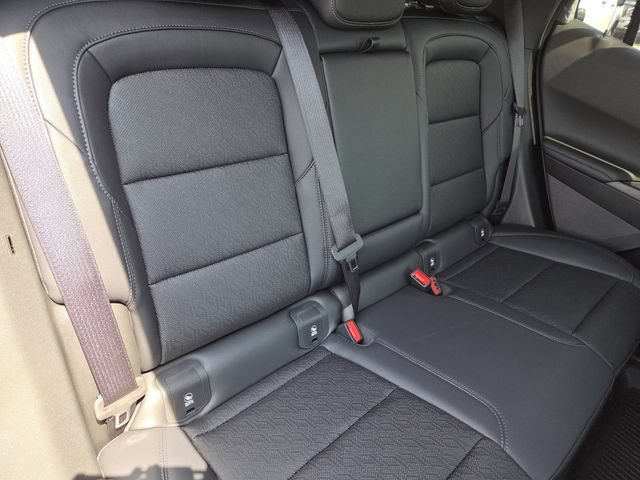 New 2027 Chevrolet Equinox LT w/ Convenience Package II FWD image 21