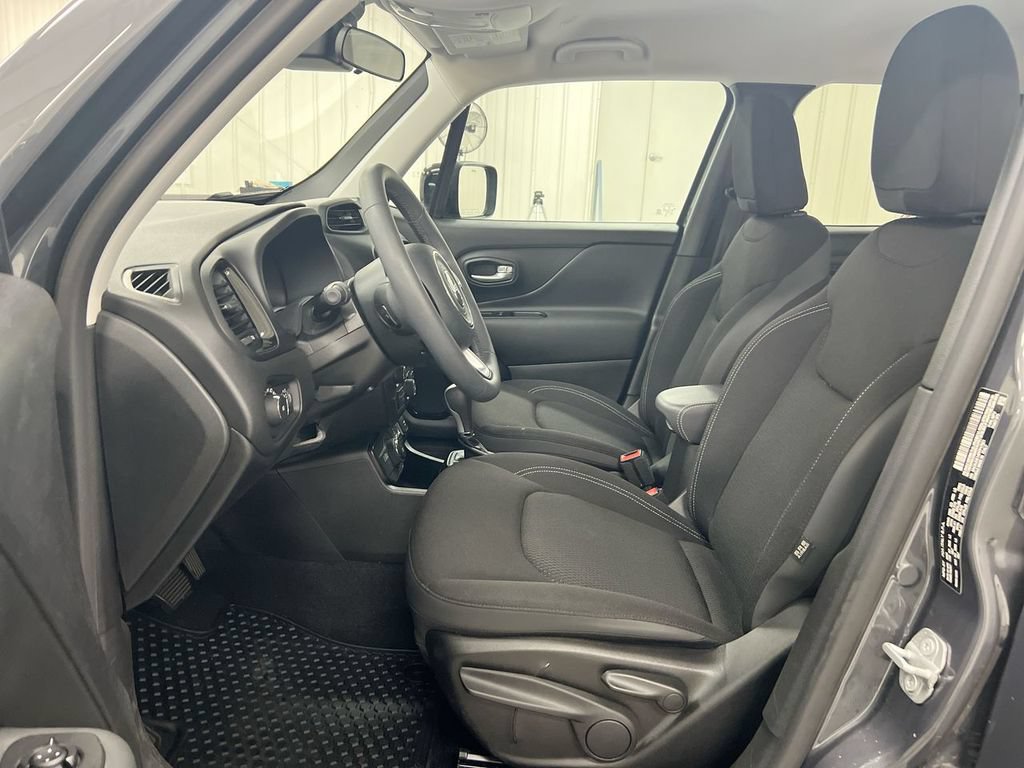 Used 2023 Jeep Renegade Altitude AWD/4WD image 20