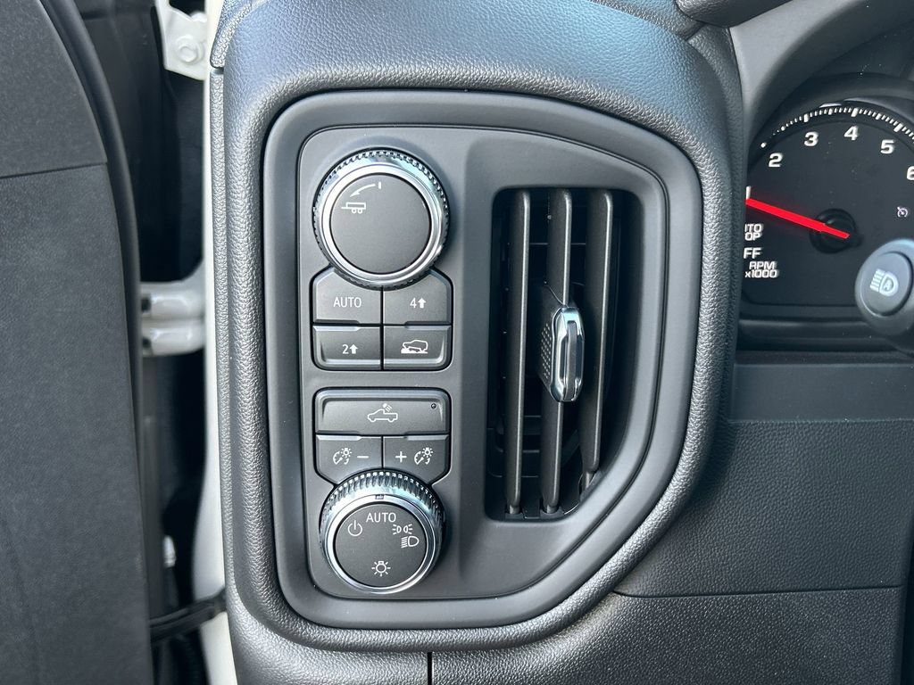 New 2026 GMC Sierra 1500 Pro w/ Convenience Package AWD/4WD image 18