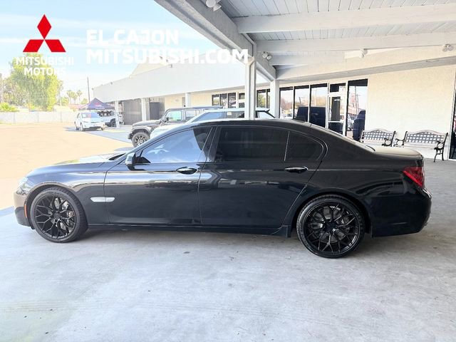 Used 2015 BMW 750Li w/ M Sport Edition image 6