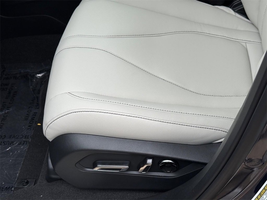 New 2025 Acura RDX SH-AWD image 16