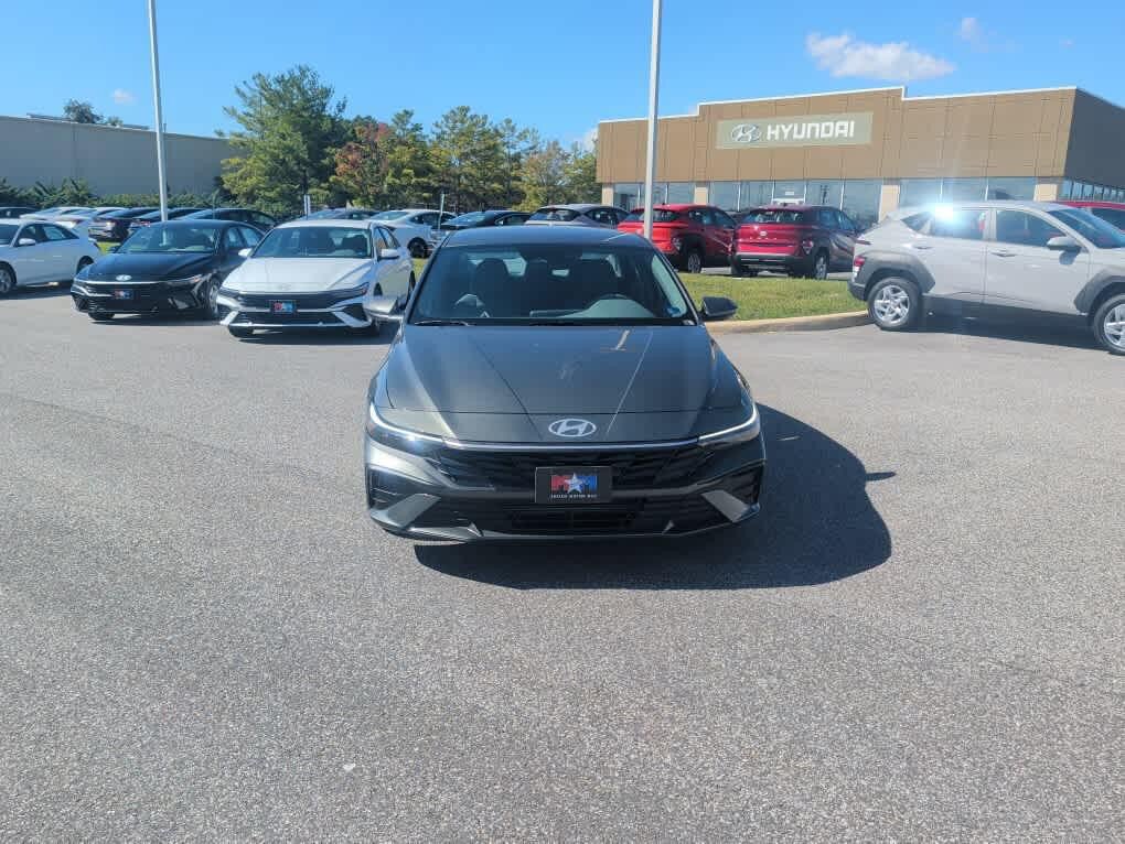 New 2026 Hyundai Elantra SE FWD image 11