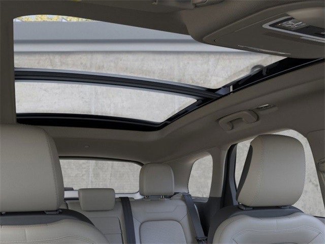 New 2025 Lincoln Corsair Reserve w/ Jet Appearance Package image 25