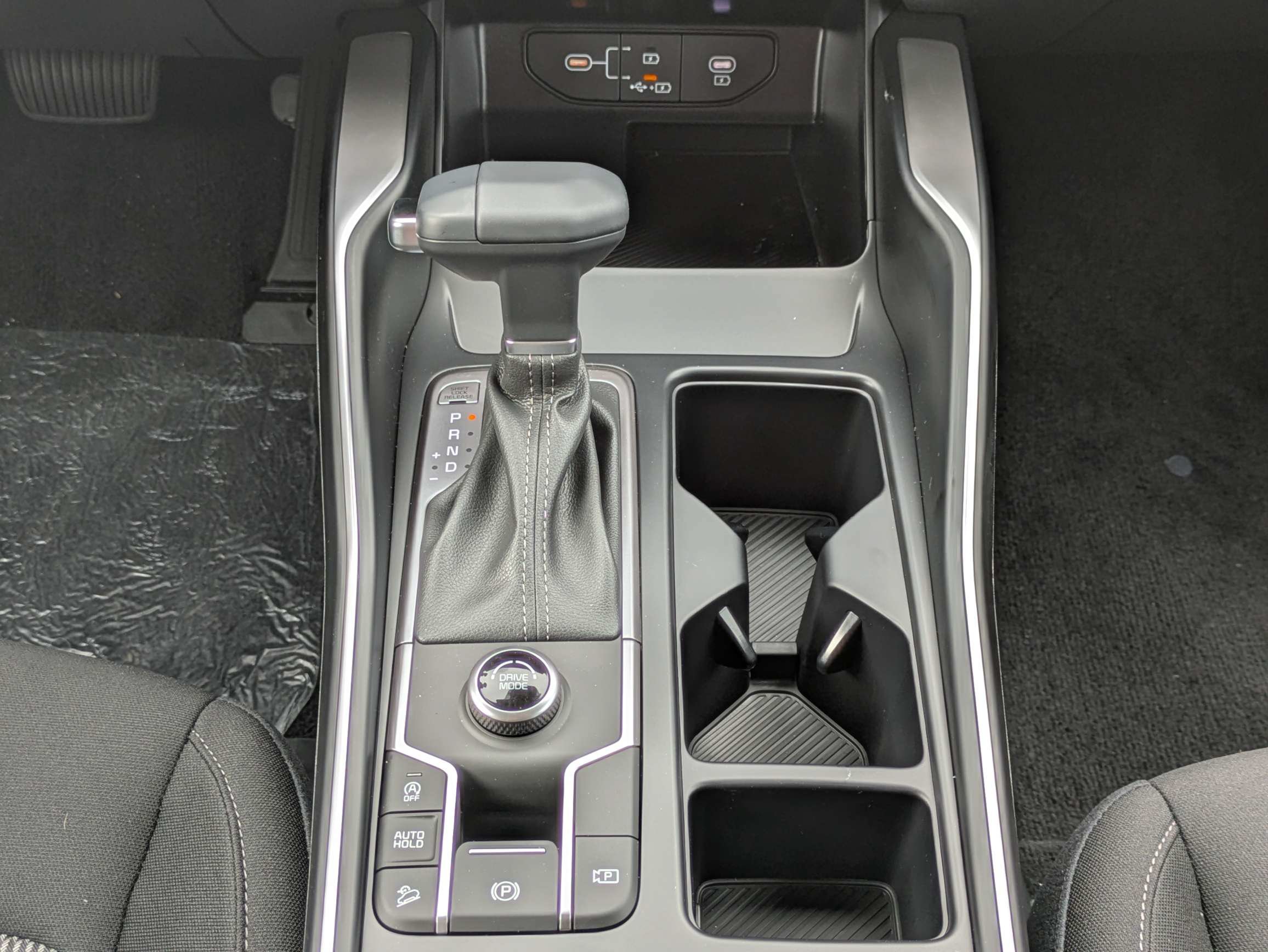 New 2026 Kia Sorento LX FWD image 21