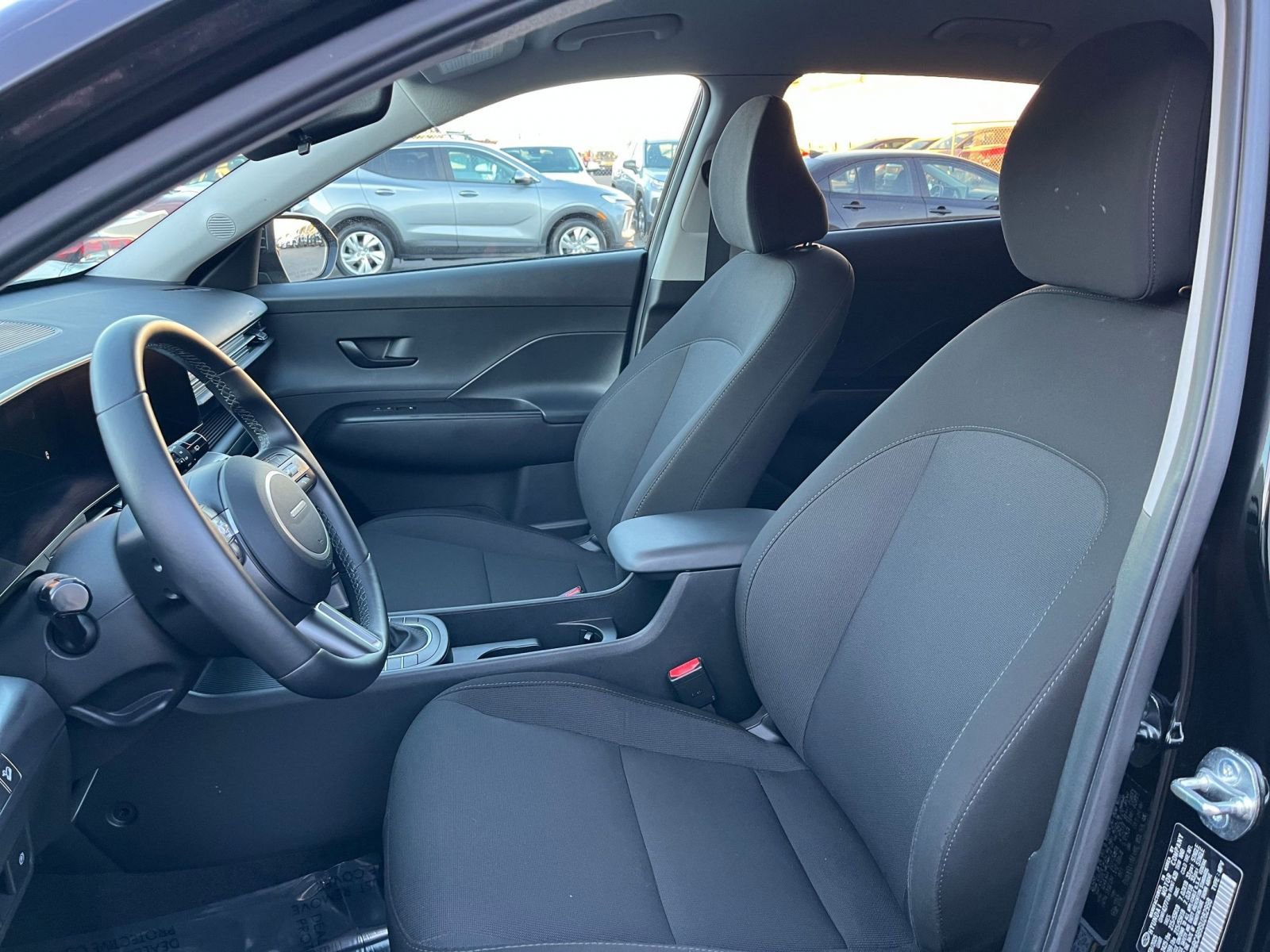 Used 2025 Hyundai Kona SEL image 36