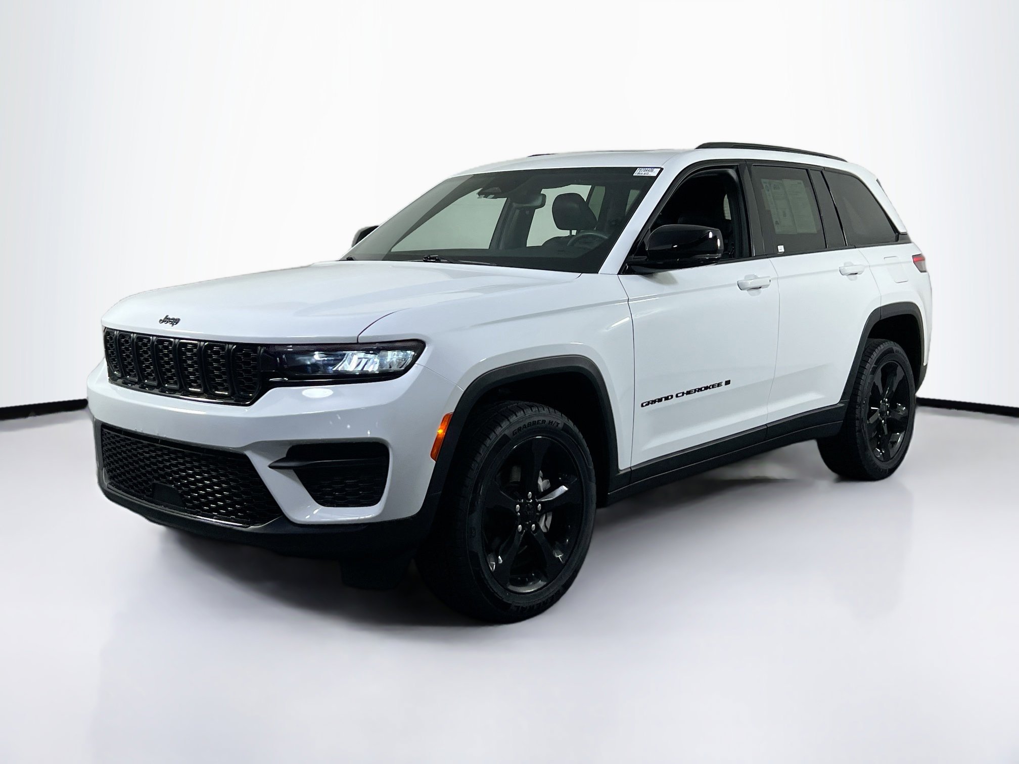 Used 2023 Jeep Grand Cherokee Altitude video 1