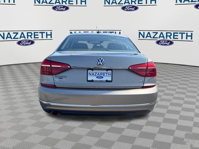 Used 2016 Volkswagen Passat 1.8T S FWD image 6