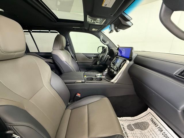 New 2025 Lexus LX 700h Overtrail image 33