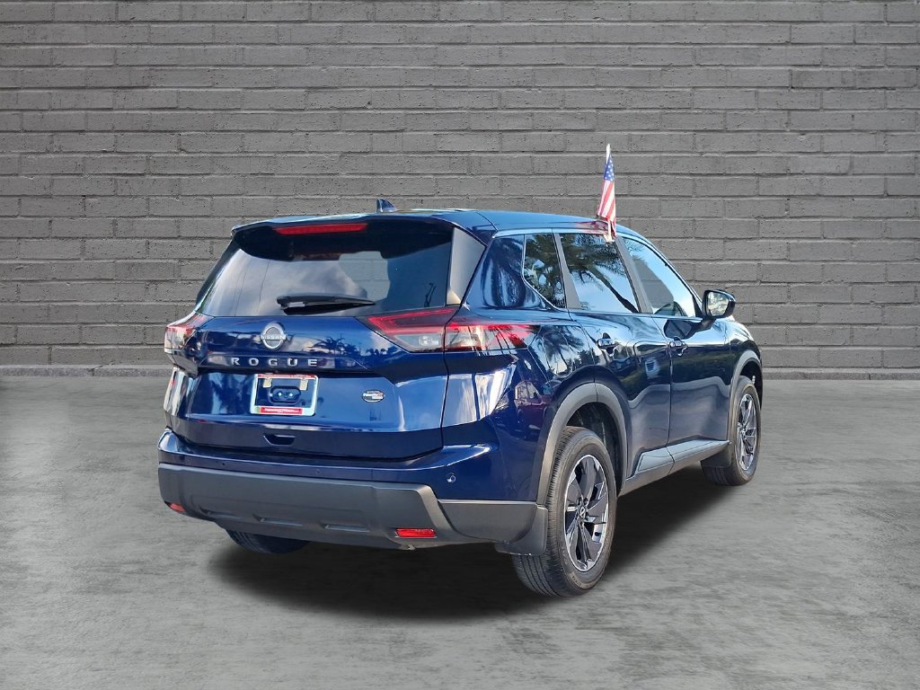 Certified 2026 Nissan Rogue SV FWD image 12