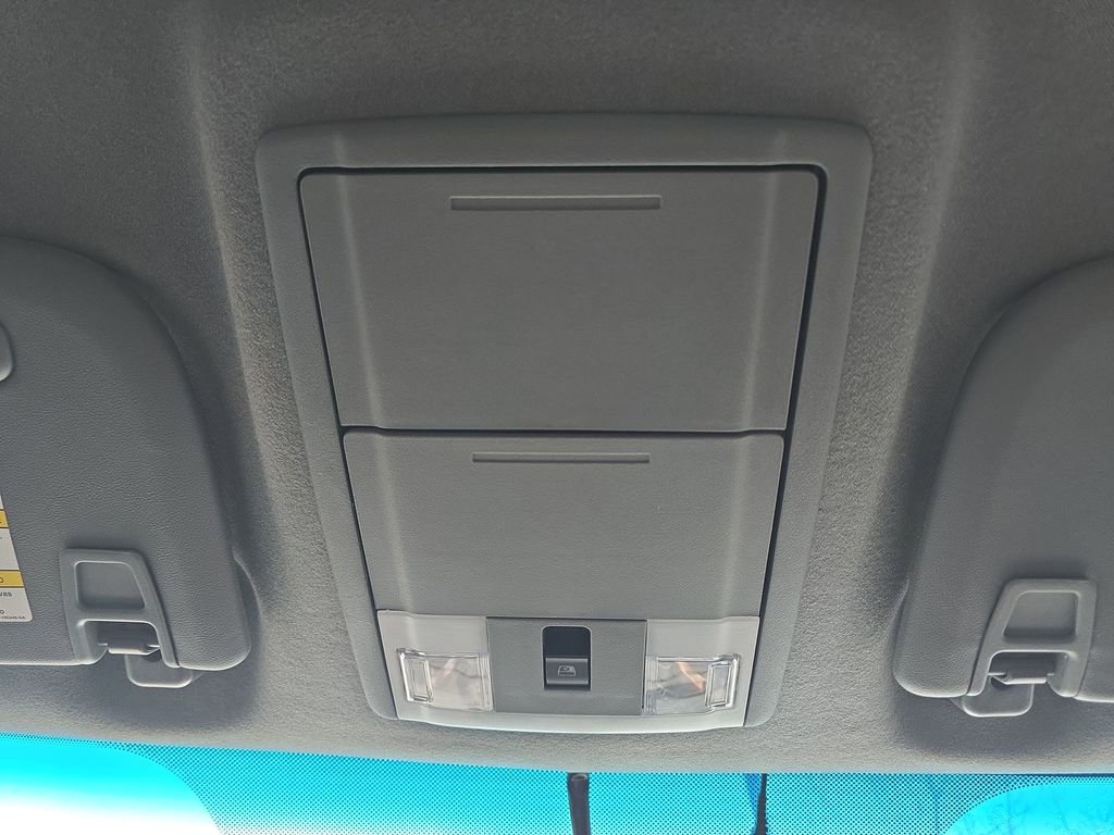 Used 2015 Ford F250 Lariat w/ Camper Package image 20