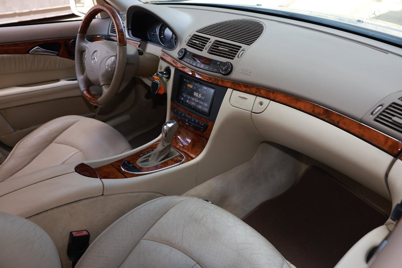 Used 2004 Mercedes-Benz E 500 4MATIC Wagon image 18