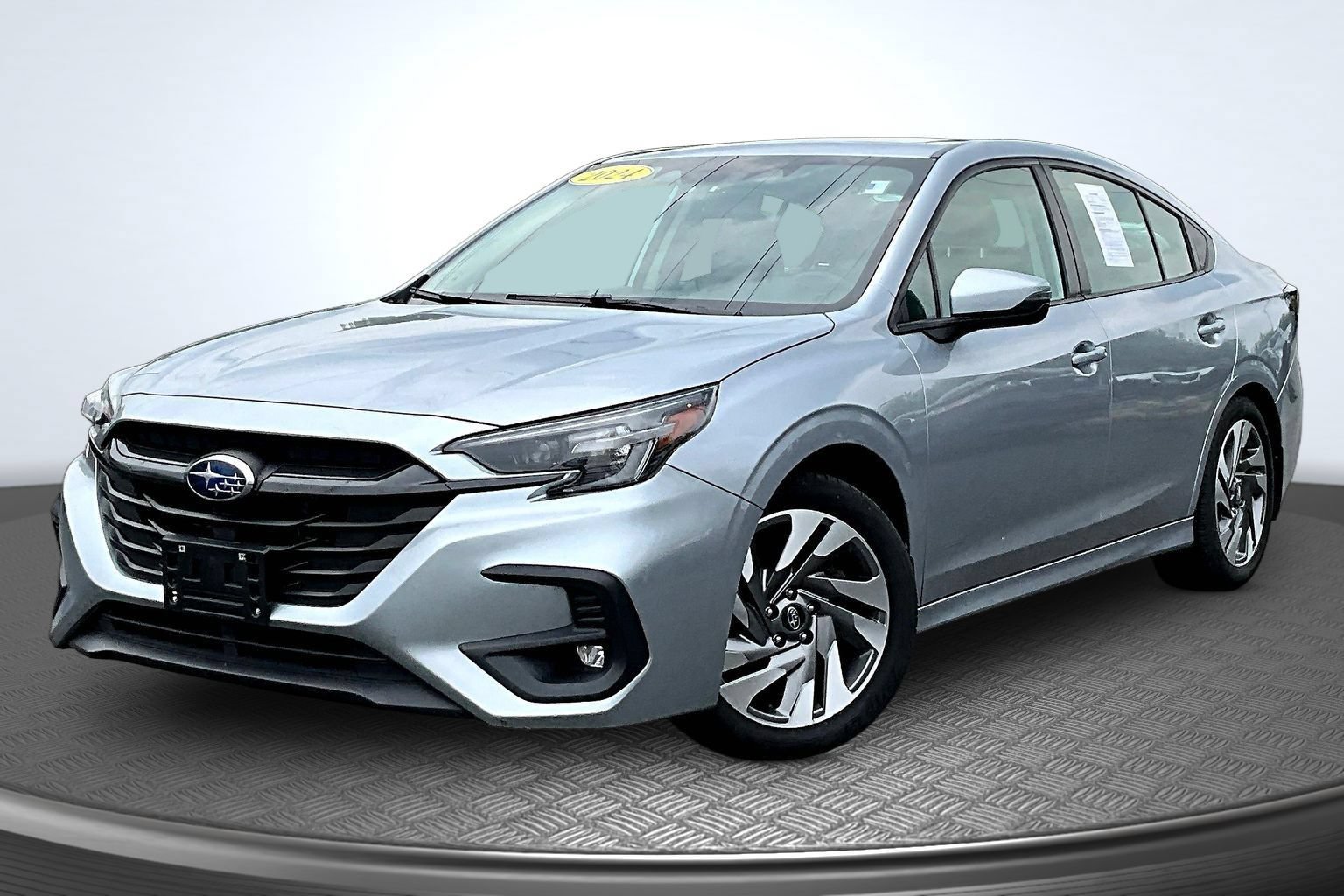 Used 2024 Subaru Legacy Limited AWD/4WD image 1