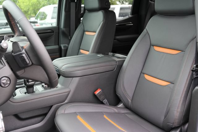 New 2026 GMC Sierra 1500 AT4 w/ Technology Package AWD/4WD image 15