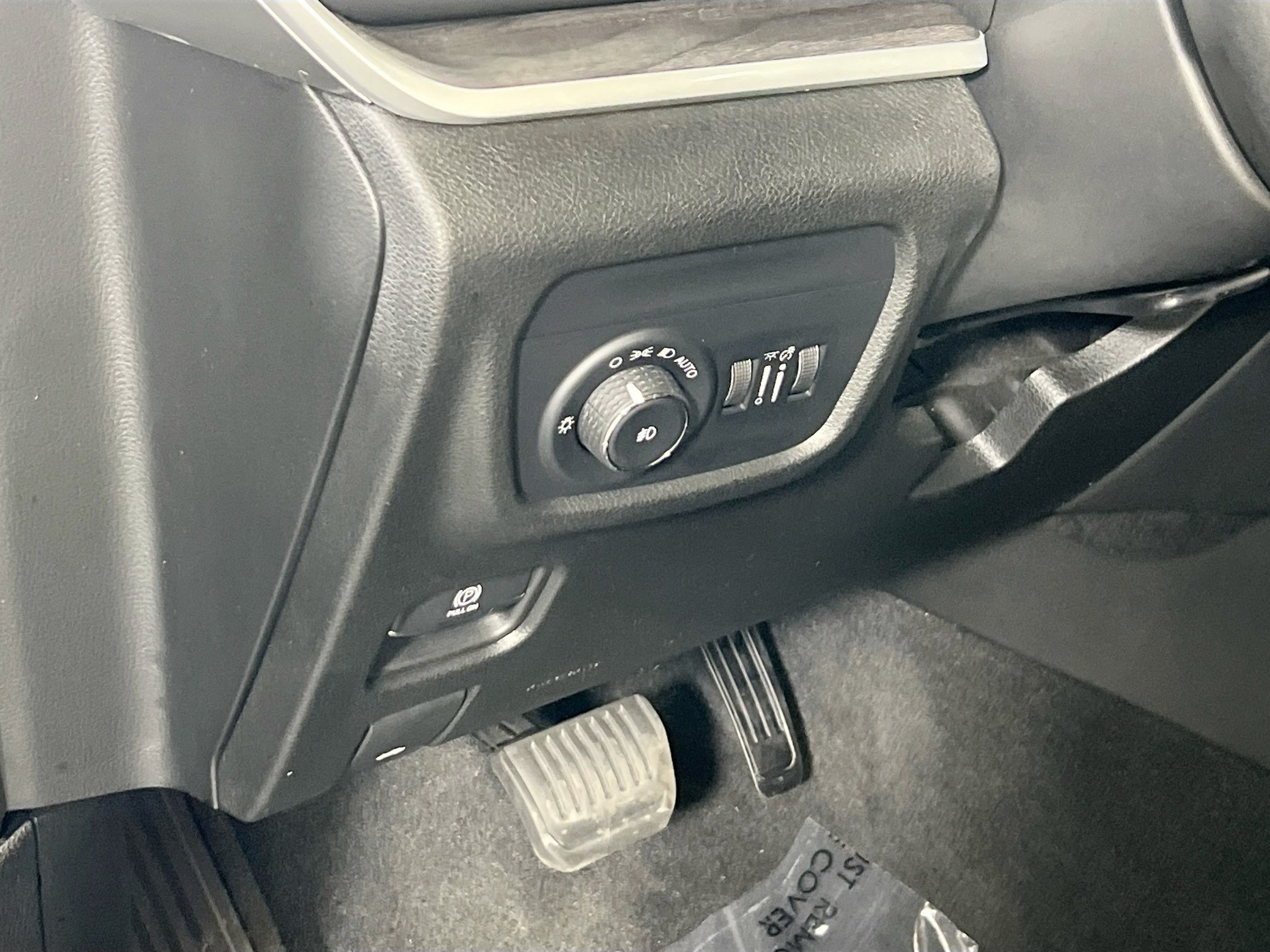 Used 2022 Jeep Grand Cherokee Limited AWD/4WD image 10