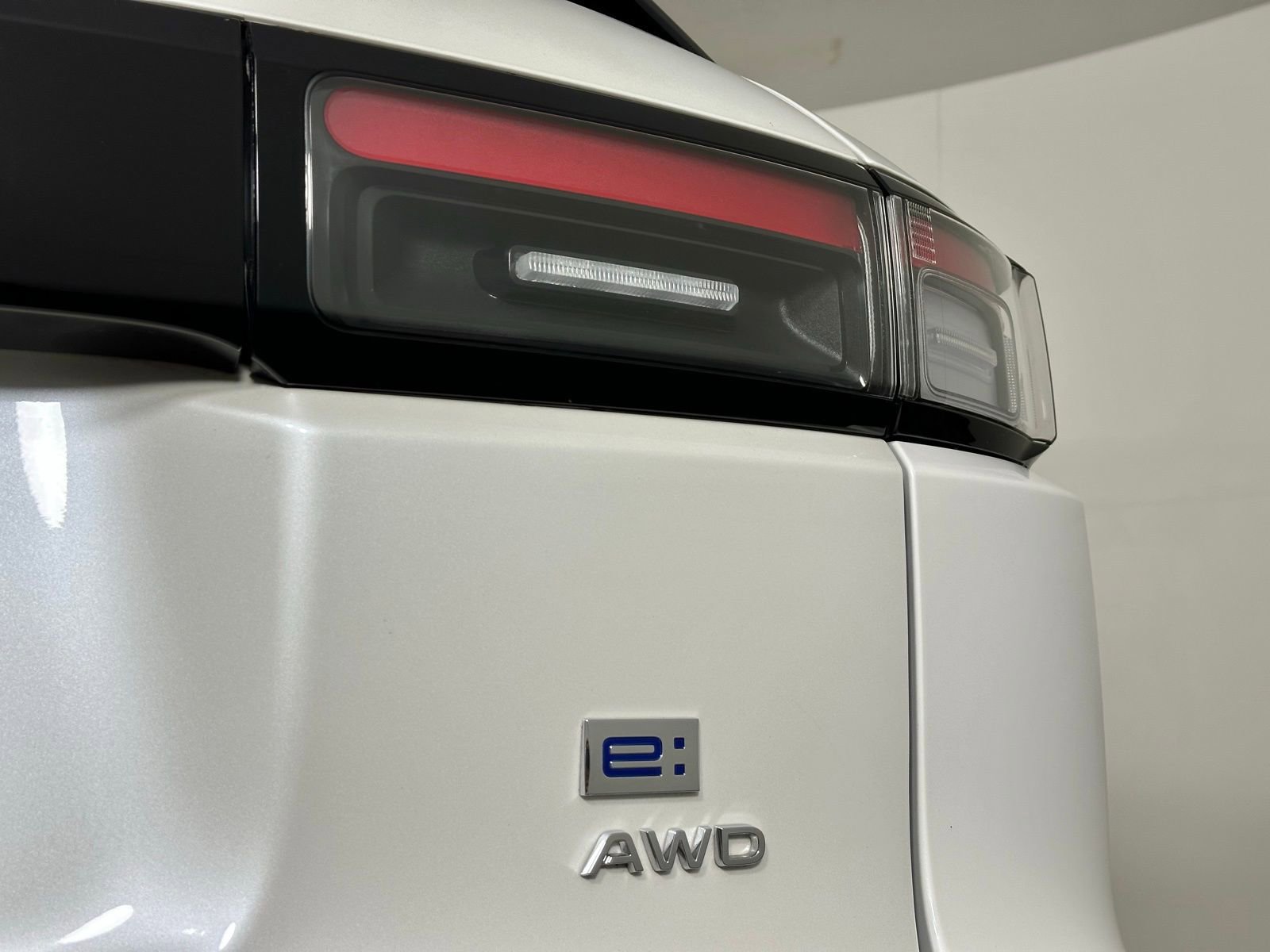 Used 2024 Honda Prologue EX image 12