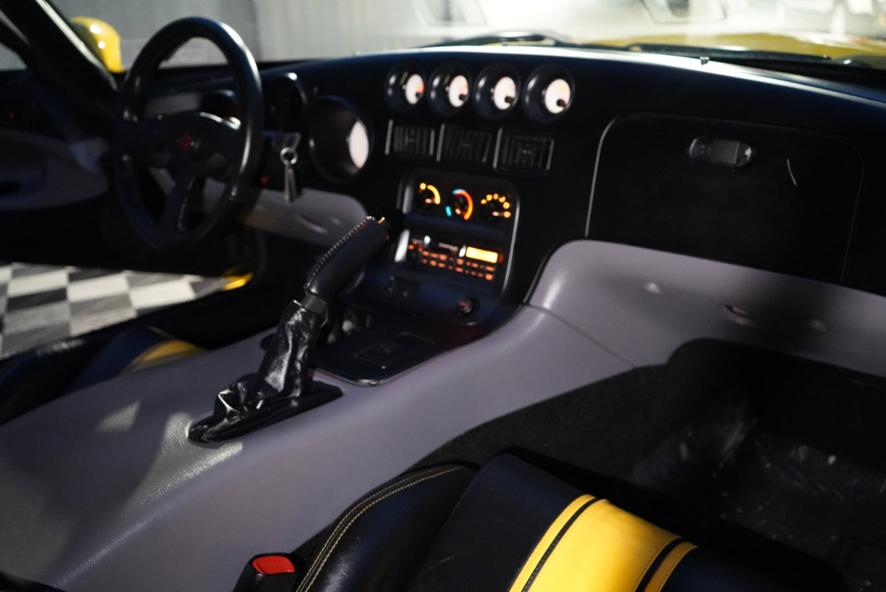 Used 1994 Dodge Viper RT/10 image 47