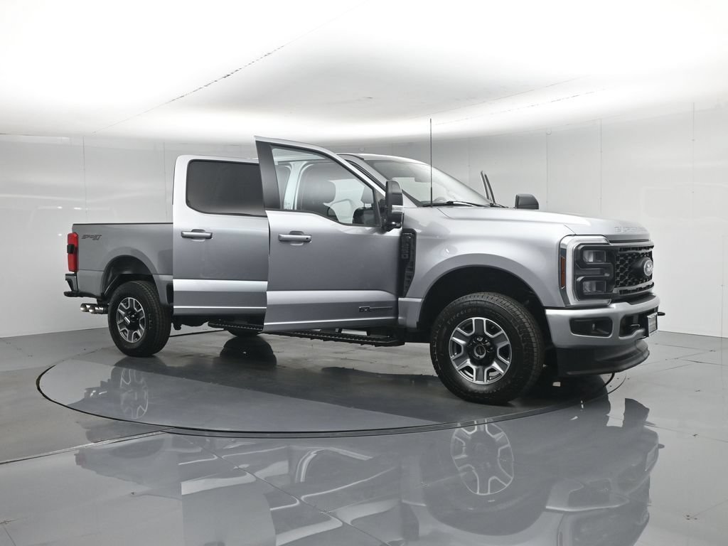 Certified 2024 Ford F250 Lariat w/ Sport Appearance Package AWD/4WD image 39