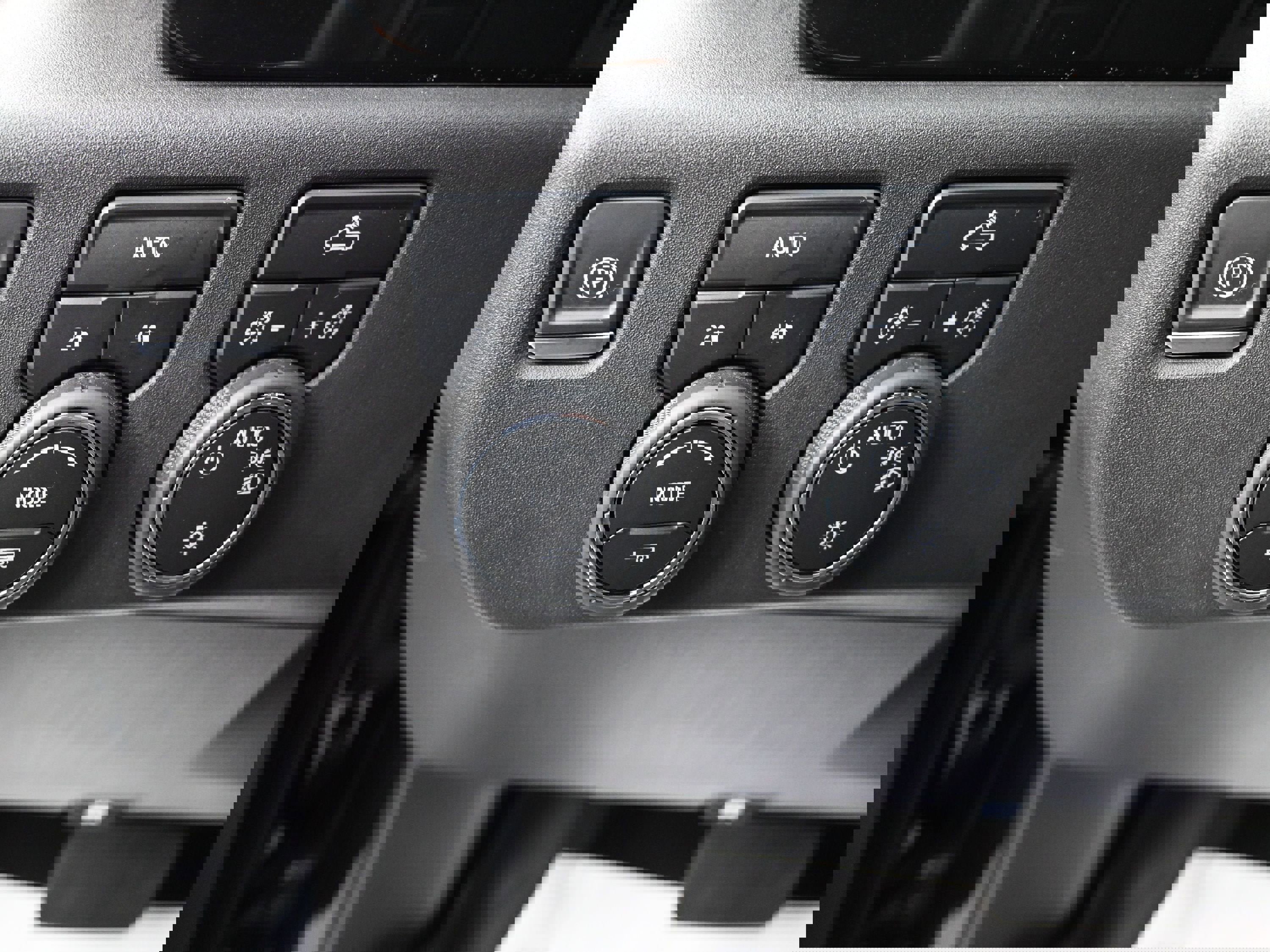 Certified 2023 Chevrolet Silverado 1500 LT image 17