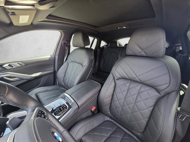 Used 2026 BMW X6 xDrive40i image 13