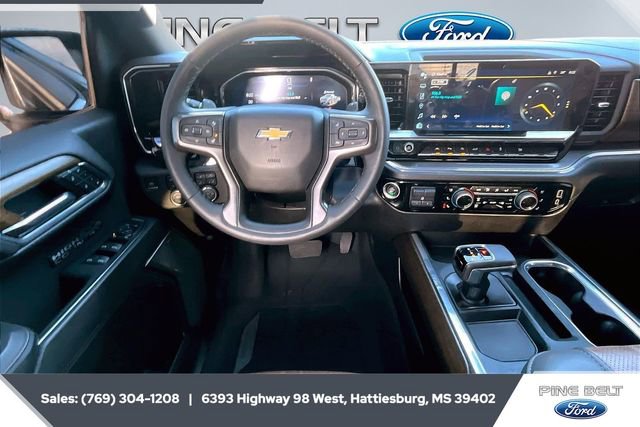 Used 2023 Chevrolet Silverado 1500 High Country w/ High Country Premium Package image 5