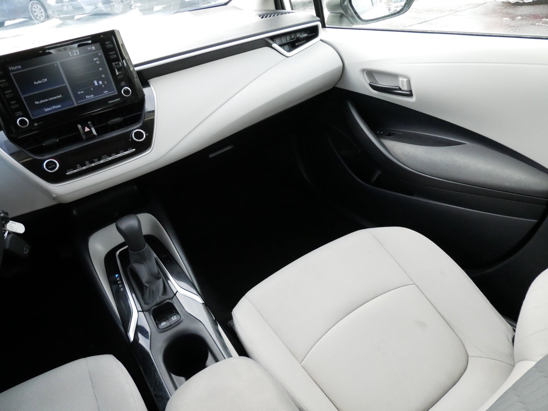 Certified 2022 Toyota Corolla LE image 11