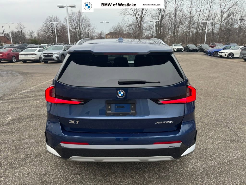 Certified 2025 BMW X1 xDrive28i image 4