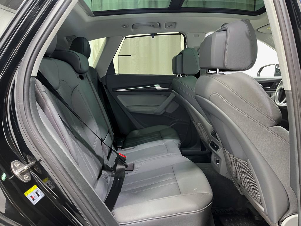 Used 2020 Audi Q5 2.0T Premium Plus w/ Premium Plus Package image 32