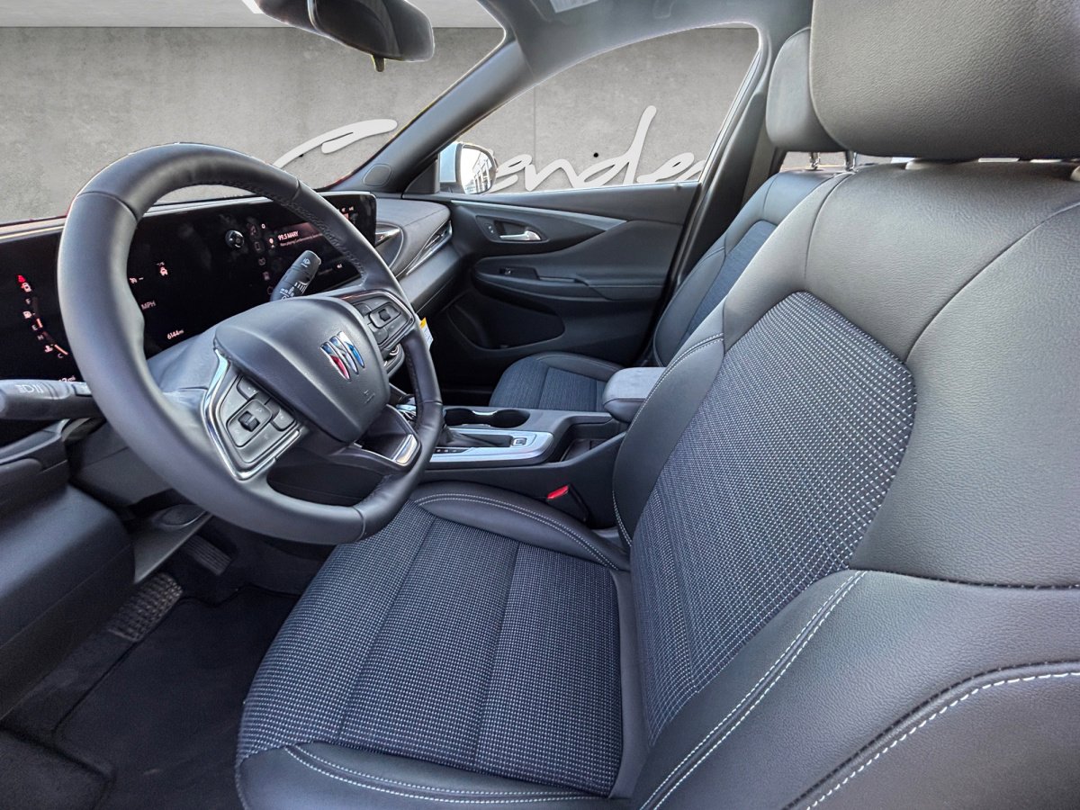 Used 2025 Buick Envista Preferred w/ Convenience I Package image 23