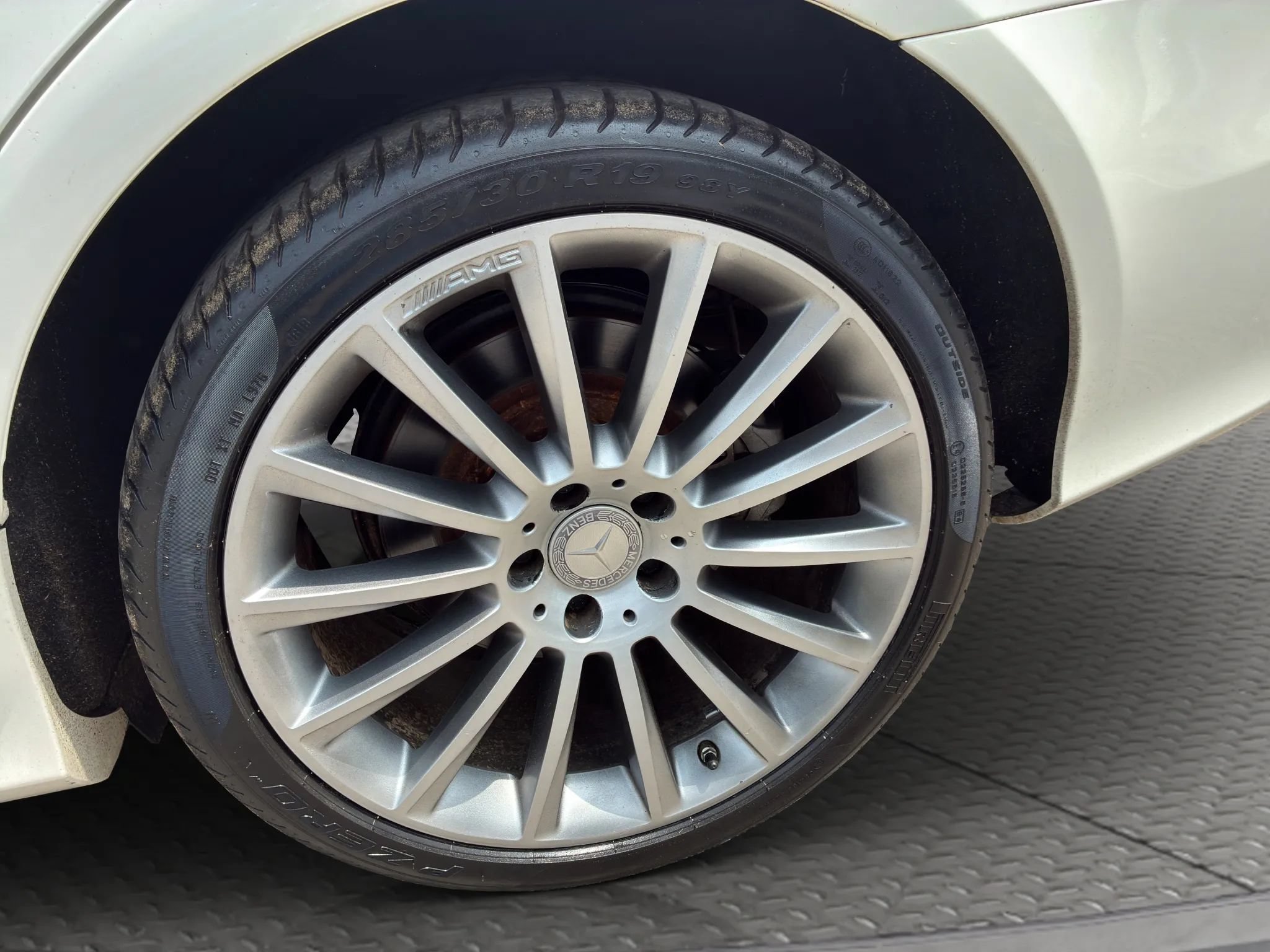Used 2015 Mercedes-Benz CLS 550 image 27
