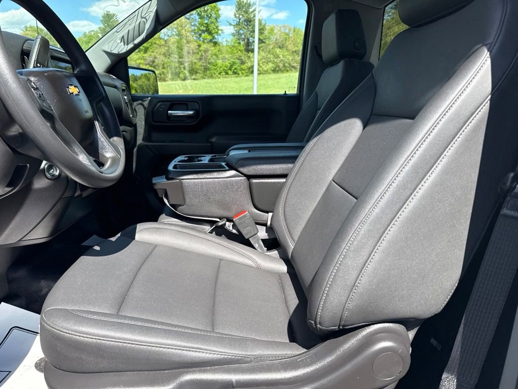 Used 2026 Chevrolet Silverado 1500 W/T w/ WT Convenience Package AWD/4WD image 15