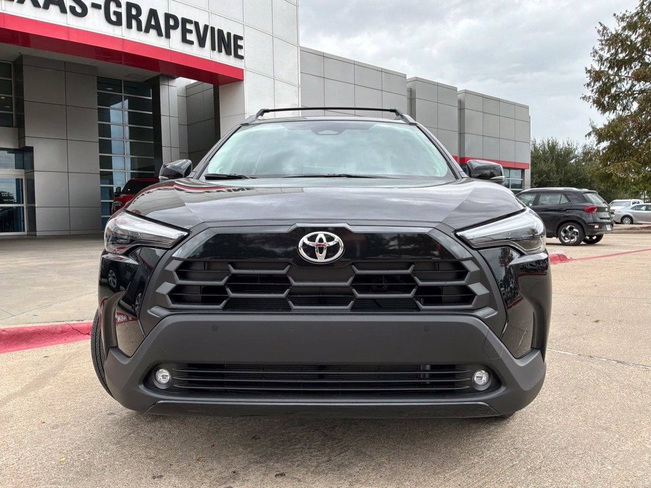 New 2026 Toyota Corolla Cross XLE w/ Convenience Package FWD image 3