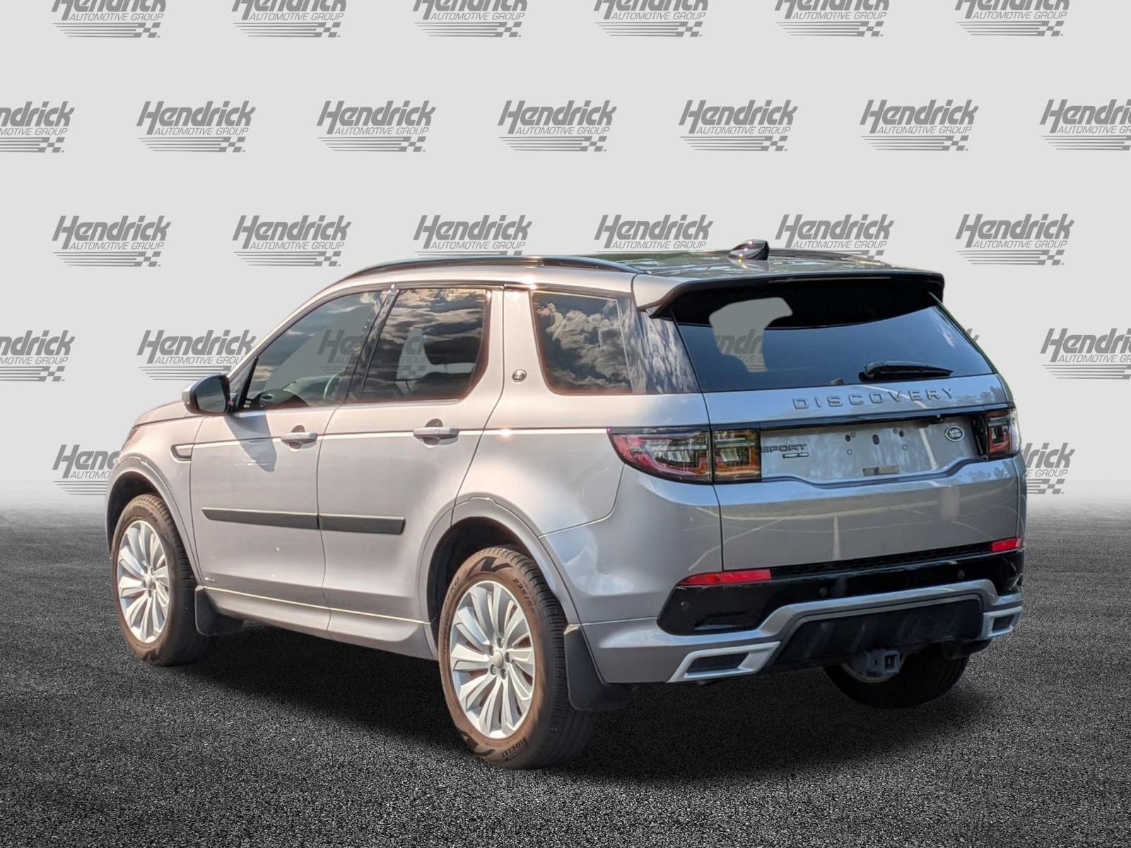 Used 2020 Land Rover Discovery Sport HSE R-Dynamic AWD/4WD image 8