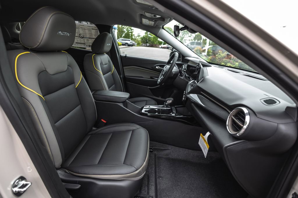 New 2026 Chevrolet Trax ACTIV w/ Driver Confidence Package FWD image 27